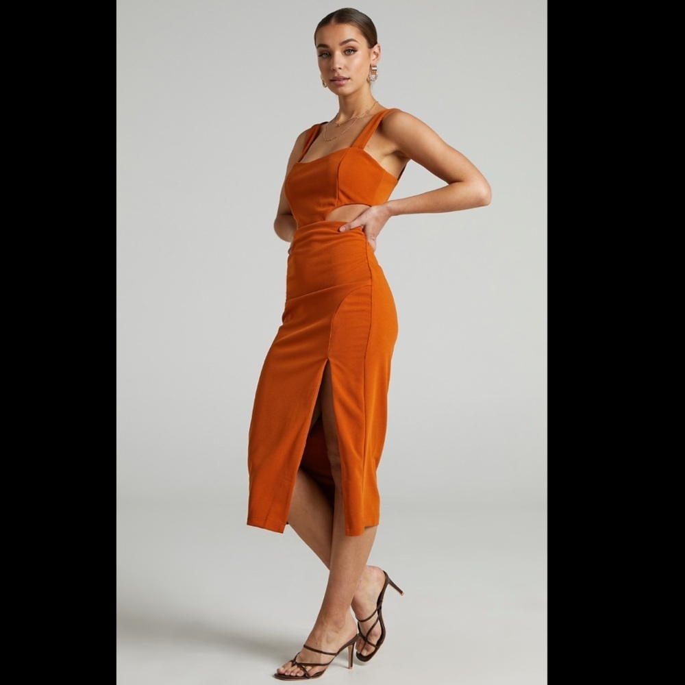 NWT Showpo ‘Milah’ Square Neck Midi - Picture 4 of 4